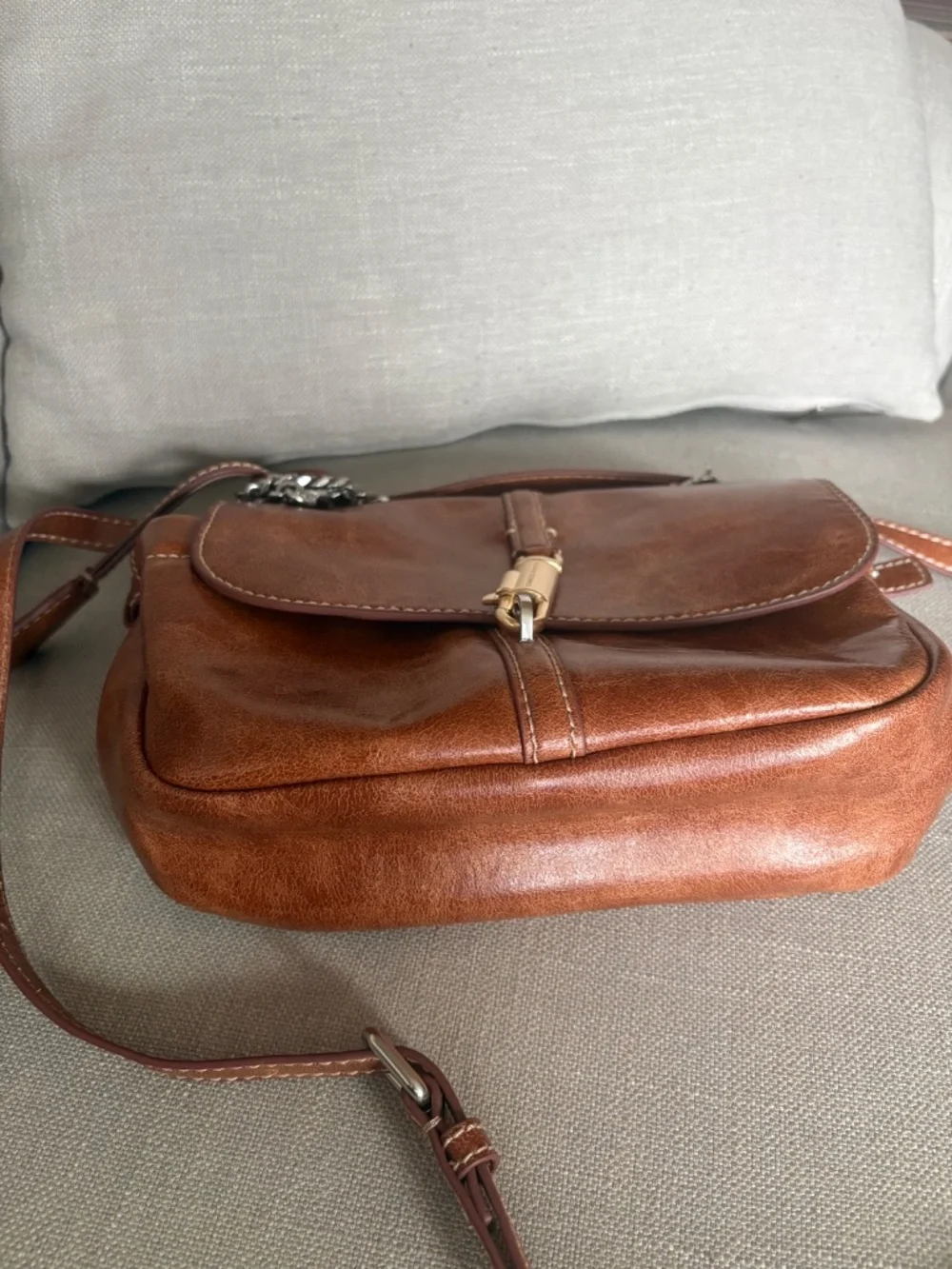 CHARLES & KEITH Delfina Chain Crossbody Bag in Distressed Tan